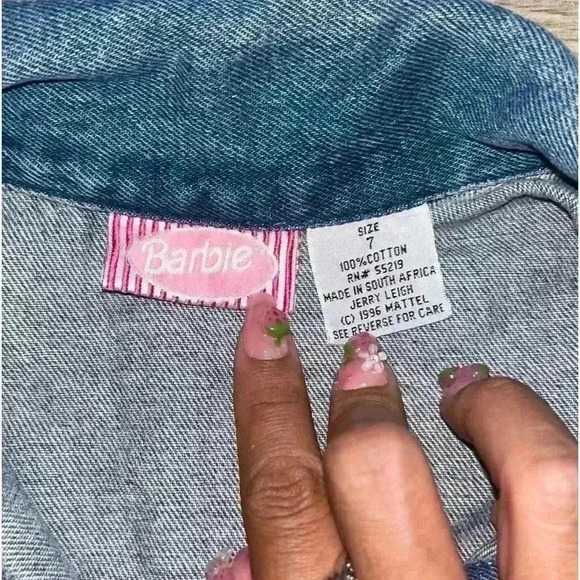 Barbie Vintage 1996 Embroidered Crop Jean Jacket - Picture 4 of 4